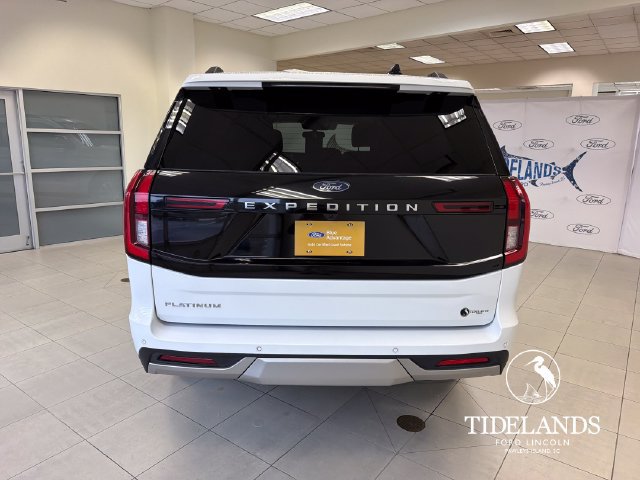 Certified 2025 Ford Expedition Platinum AWD/4WD image 7