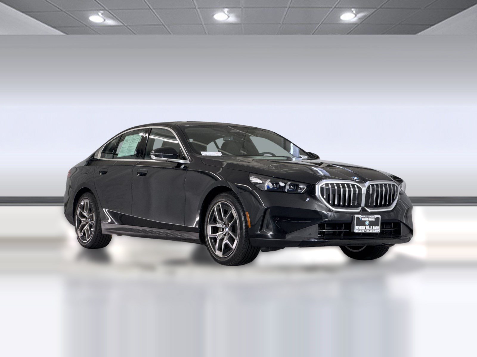 Used 2026 BMW 530i w/ Premium Package RWD image 6