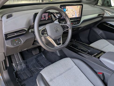 Used 2023 Volkswagen ID.4 Pro RWD image 15