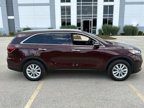 Used 2020 Kia Sorento LX w/ LX I4 Convenience Package FWD image 4
