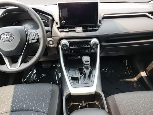 Used 2025 Toyota RAV4 XLE w/ Convenience Package AWD/4WD image 13