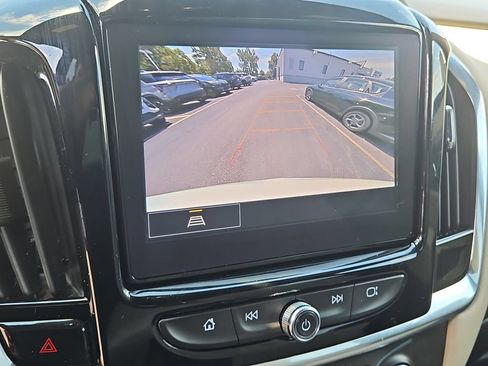 Used 2023 Chevrolet Traverse LT w/ LPO, Cargo Package AWD/4WD image 31