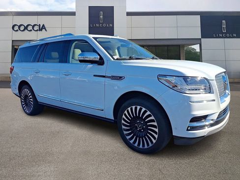 Certified 2021 Lincoln Navigator L Black Label AWD/4WD image 3