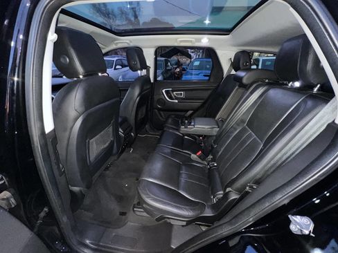 Used 2017 Land Rover Discovery Sport HSE image 15