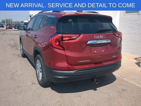 Used 2019 GMC Terrain SLE w/ Driver Convenience Package AWD/4WD image 3