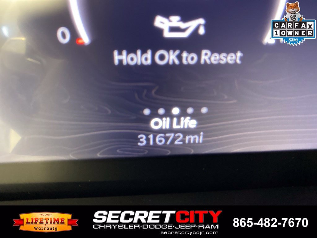 Used 2023 Jeep Grand Cherokee L Laredo AWD/4WD image 18