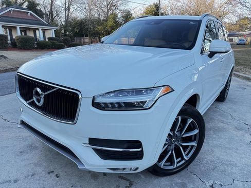 Used 2018 Volvo XC90 T5 Momentum w/ Convenience Package image 1