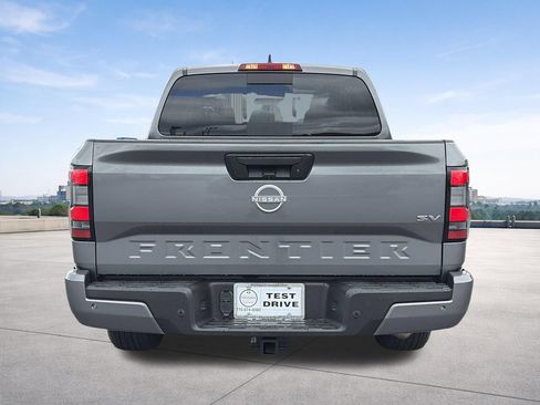 Certified 2024 Nissan Frontier SV w/ SV Convenience Package RWD image 4