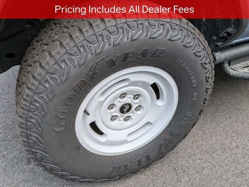 Used 2025 Ford Bronco Heritage Edition AWD/4WD image 7