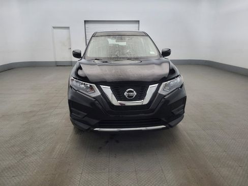 Used 2017 Nissan Rogue S image 14