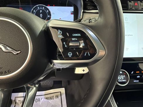 Used 2024 Jaguar F-PACE R-Dynamic S AWD/4WD image 13