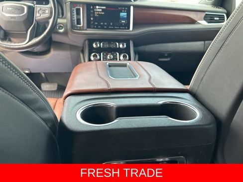 Used 2023 GMC Yukon Denali Ultimate AWD/4WD image 42