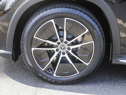 Certified 2023 Mercedes-Benz EQS 450+ SUV image 9