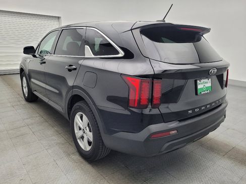 Used 2021 Kia Sorento LX FWD image 5