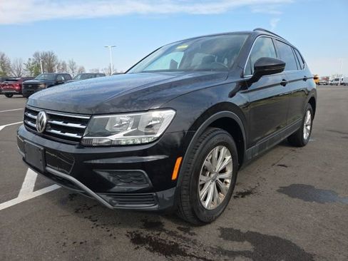 Used 2019 Volkswagen Tiguan SE image 2