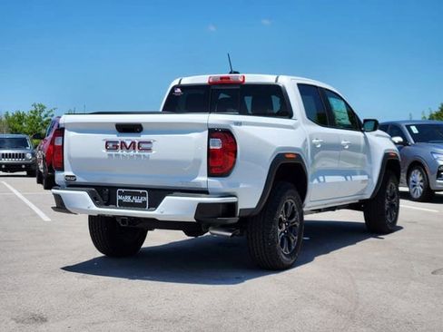 New 2025 GMC Canyon Elevation w/ Convenience Package image 4