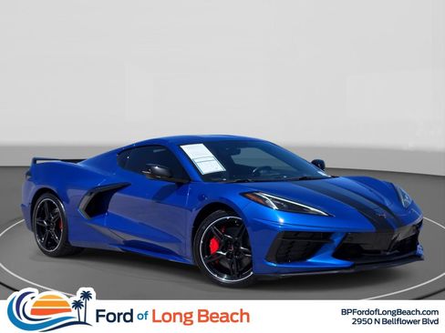 Used 2022 Chevrolet Corvette Stingray Preferred Cpe w/ Z51 Performance Package RWD image 1