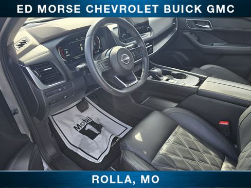 Used 2023 Nissan Rogue Platinum w/ Platinum Premium Package FWD image 13