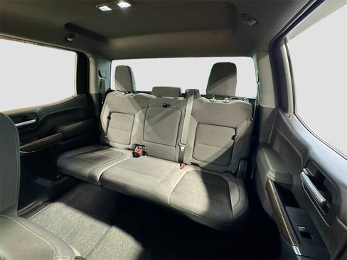 Used 2022 Chevrolet Silverado 1500 RST image 12