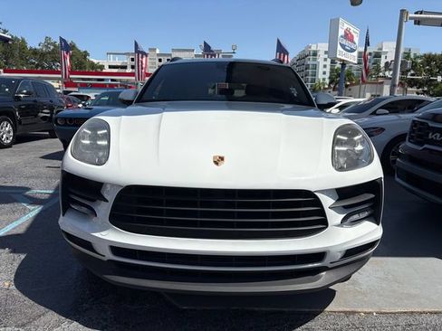Used 2020 Porsche Macan AWD/4WD image 3