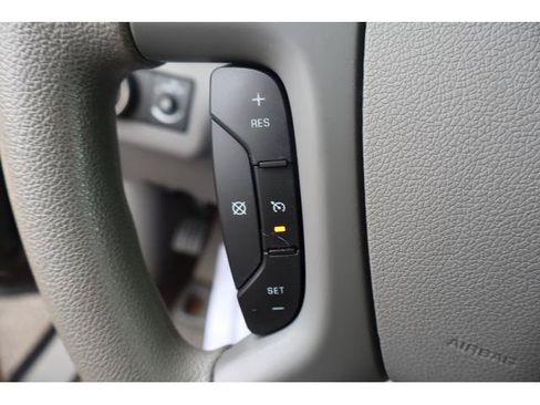 Used 2015 Chevrolet Traverse LS FWD image 12