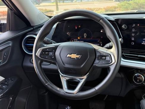 Used 2024 Chevrolet Trax LT w/ Driver Confidence Package image 12