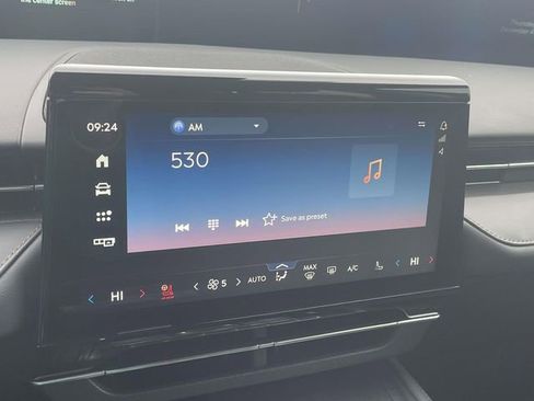 New 2026 Lincoln Nautilus Premier image 21