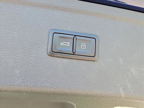 Used 2018 Audi Q5 2.0T Premium Plus AWD/4WD image 7