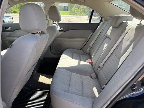 Used 2012 Ford Fusion SE FWD image 9