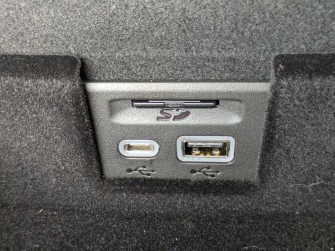 Used 2024 Cadillac XT6 Premium Luxury w/ LPO, Floor Liner Package image 31