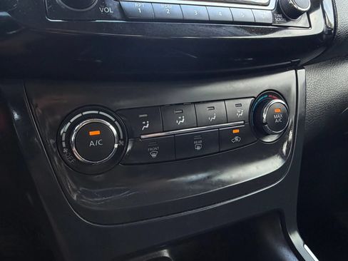 Used 2017 Nissan Sentra SV FWD image 25