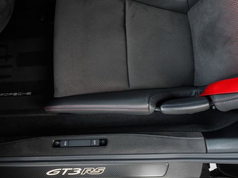 Used 2023 Porsche 911 GT3 RS RWD image 24