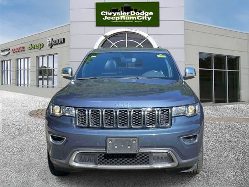 Used 2021 Jeep Grand Cherokee Limited AWD/4WD image 2