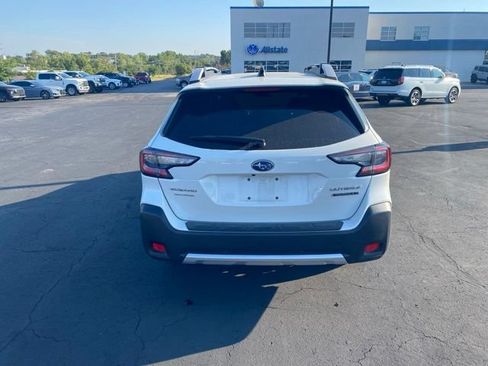 Used 2025 Subaru Outback Touring XT AWD/4WD image 4