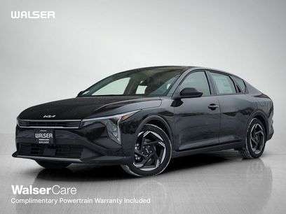 New 2025 Kia K4 EX