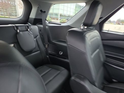 Used 2023 Ford Explorer XLT w/ Equipment Group 202A image 36