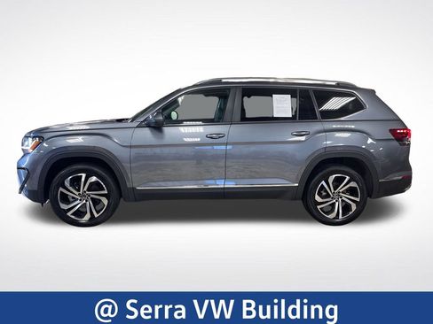 Certified 2023 Volkswagen Atlas SEL AWD/4WD image 2