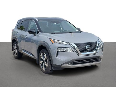 Used 2021 Nissan Rogue SL AWD/4WD image 2