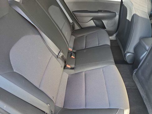 Used 2024 Kia Forte LXS image 17