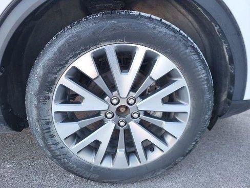 Used 2022 Ford Escape Titanium w/ Class II Trailer Tow Package image 14