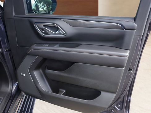 Used 2023 GMC Yukon XL AT4 AWD/4WD image 31