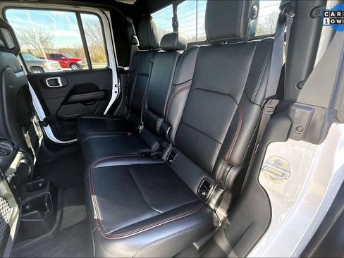 Used 2024 Jeep Gladiator Rubicon w/ Convenience Group image 23