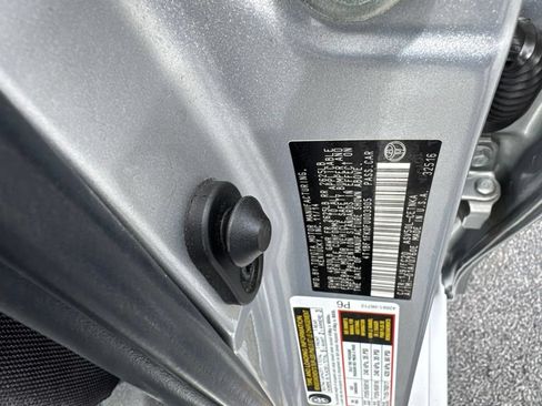 Used 2015 Toyota Camry LE FWD image 19