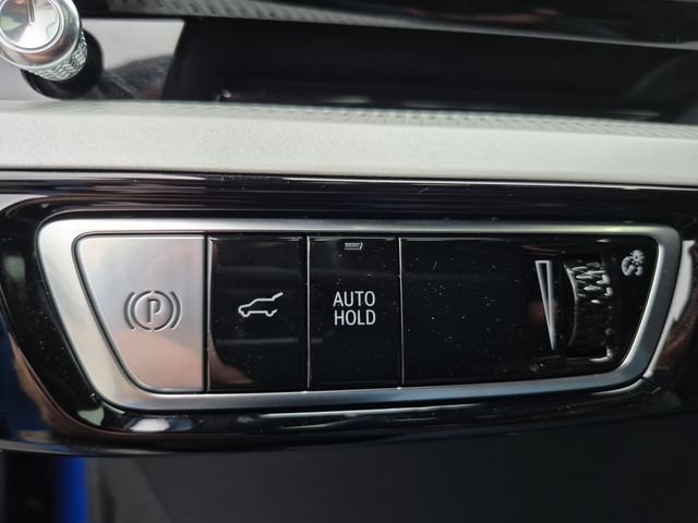 Certified 2025 Cadillac Optiq Luxury 1 AWD/4WD image 29