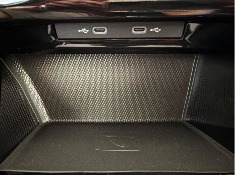 Used 2024 Volkswagen GTI S FWD image 31