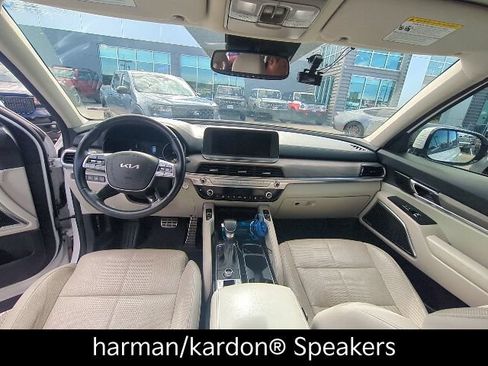Used 2022 Kia Telluride SX w/ Nightfall Edition Package AWD/4WD image 11