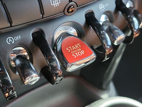 Used 2024 MINI Cooper S FWD image 27