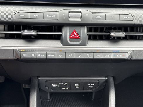 Used 2025 Kia K4 FWD image 24