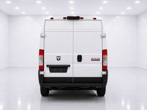 Used 2021 RAM ProMaster 3500 w/ Convenience Group FWD image 4