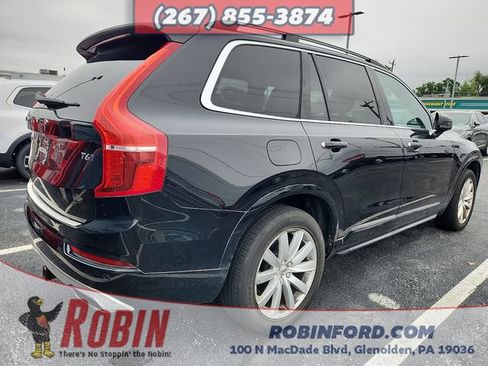 Used 2016 Volvo XC90 T6 Momentum w/ Momentum Plus Package AWD/4WD image 5